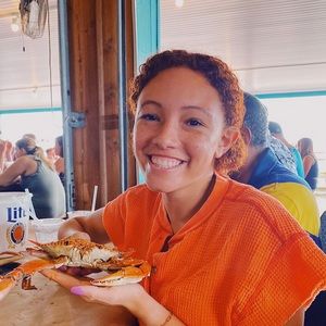 Meet your Posher, Malia